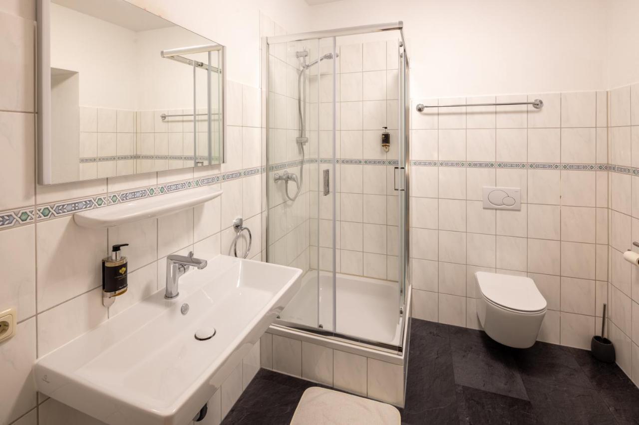 Hotel Schwanen Memmingen Kültér fotó